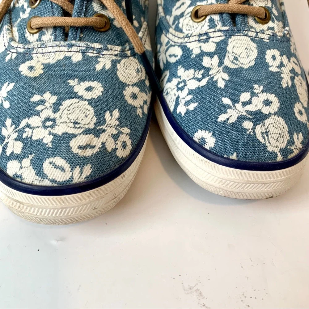 KEDS Blue Denim Floral Lace Up Sneakers—SZ. 6 - Picture 3 of 11
